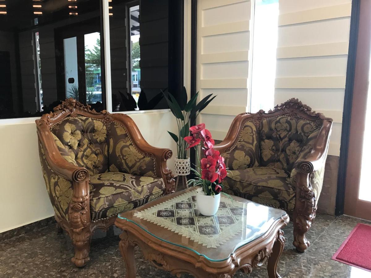 Oyo 90506 Z Stay Inn Hotel Simpang Renggam Zewnętrze zdjęcie