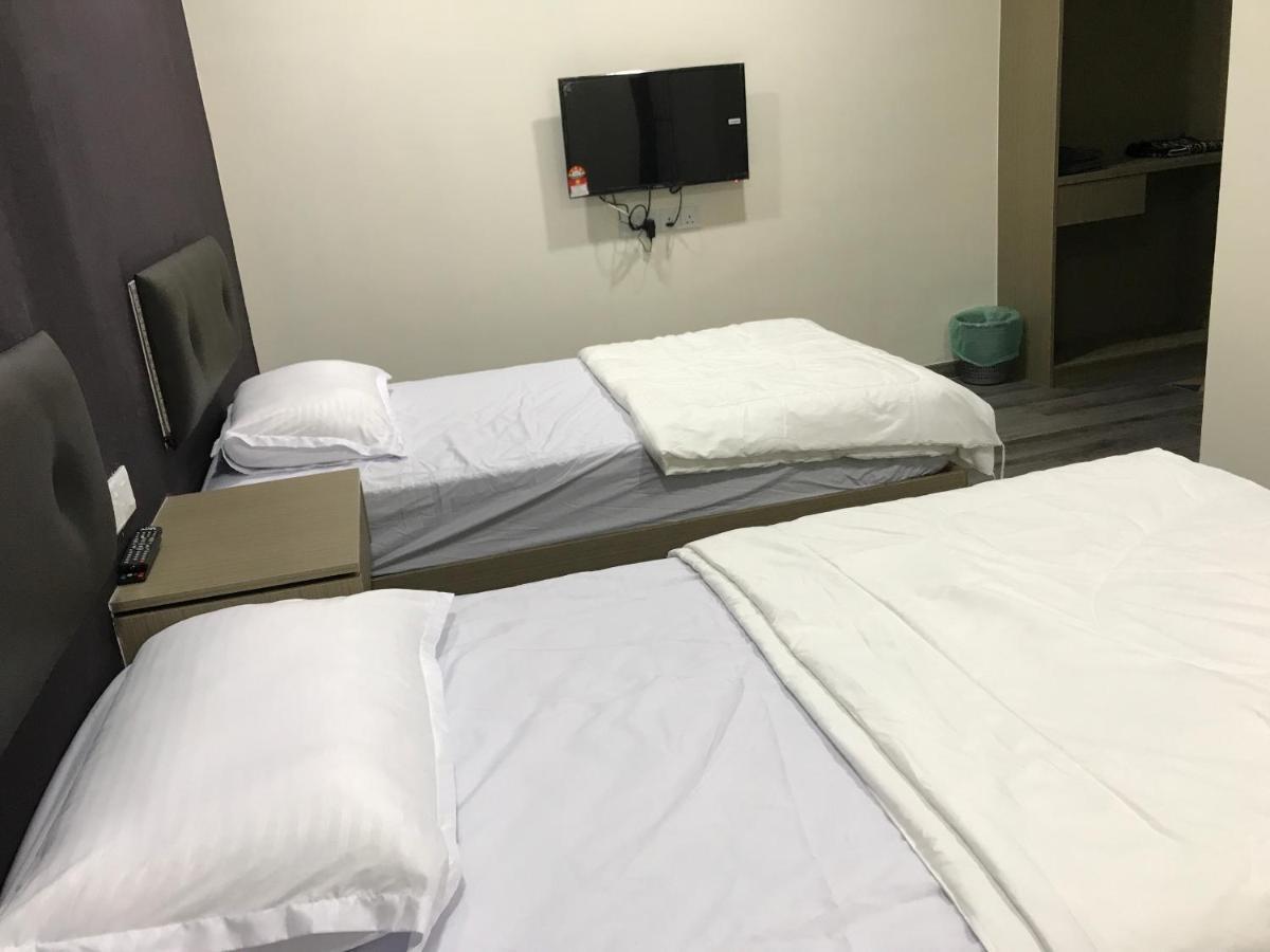Oyo 90506 Z Stay Inn Hotel Simpang Renggam Zewnętrze zdjęcie