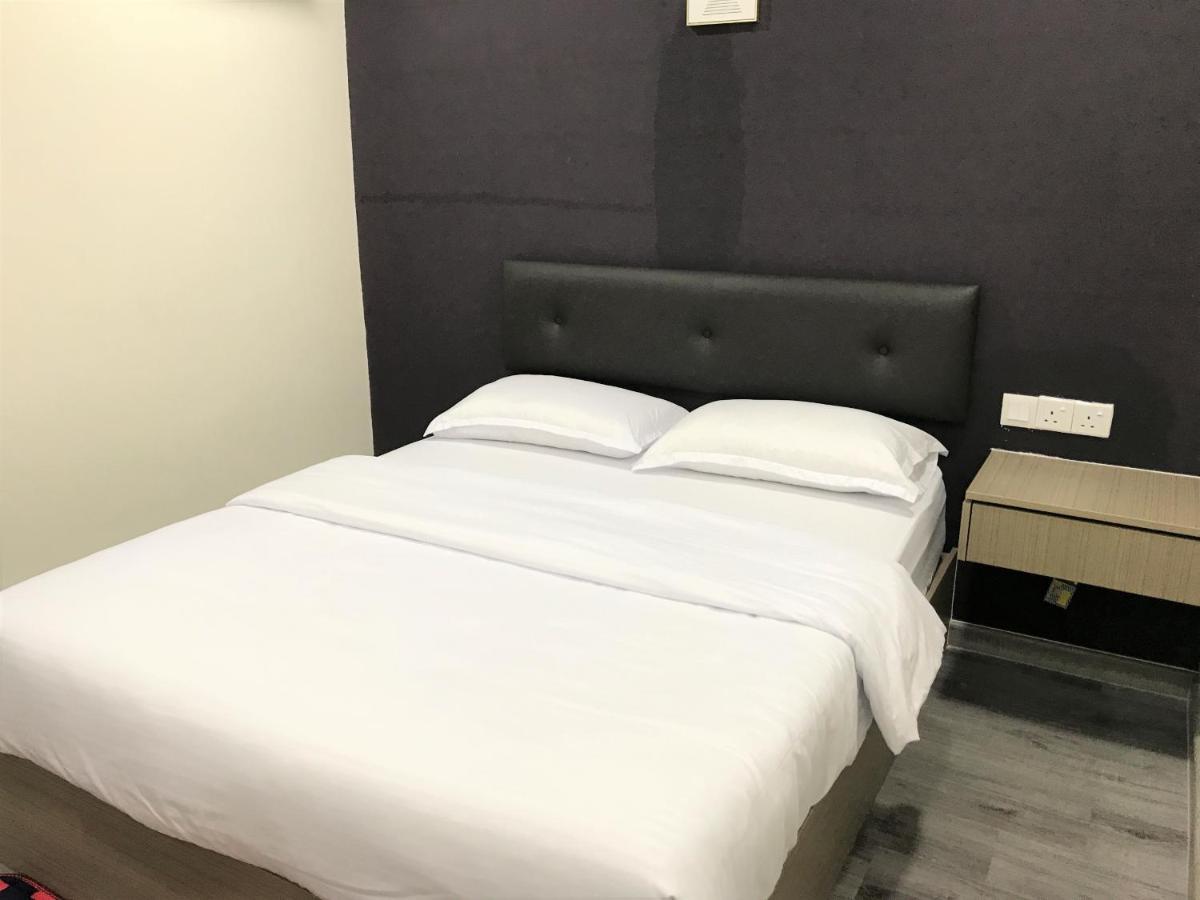 Oyo 90506 Z Stay Inn Hotel Simpang Renggam Zewnętrze zdjęcie