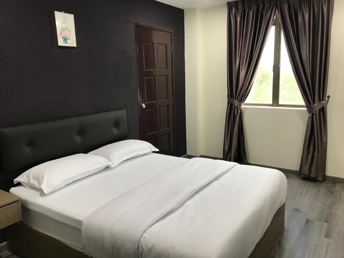 Oyo 90506 Z Stay Inn Hotel Simpang Renggam Zewnętrze zdjęcie